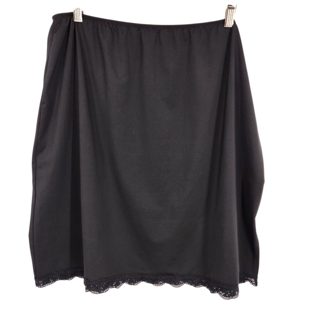 George Black Scalloped Lace Hem Slip Skirt – Size 2X